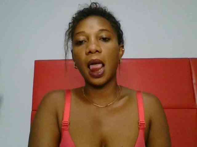 Faozia webcam