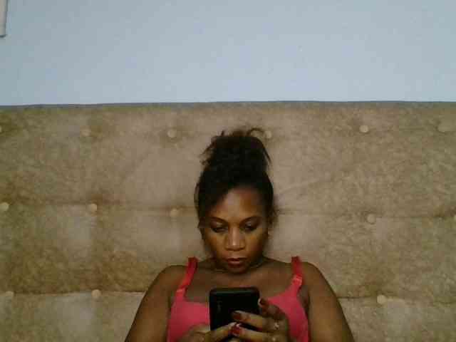 Faozia webcam