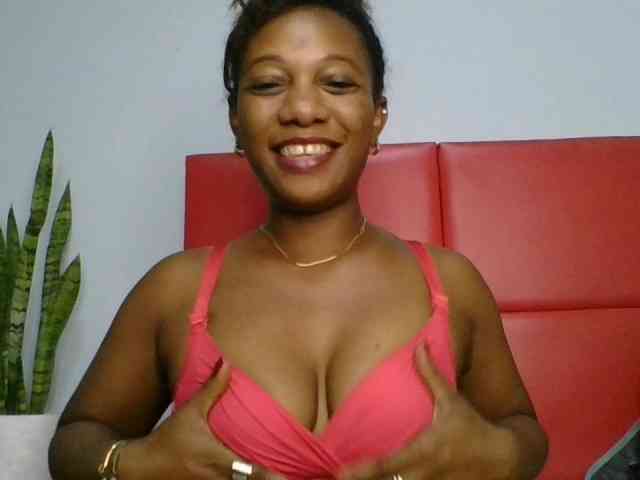 Faozia webcam