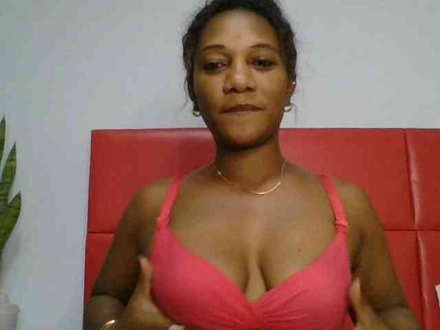 Faozia webcam