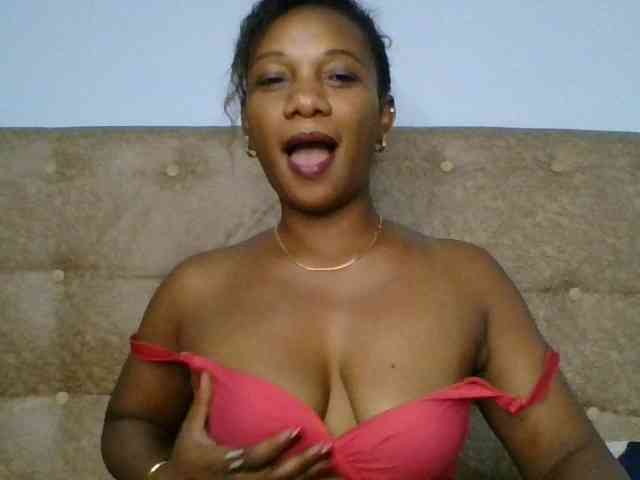 Faozia webcam