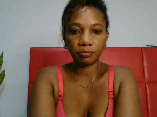 Faozia webcam