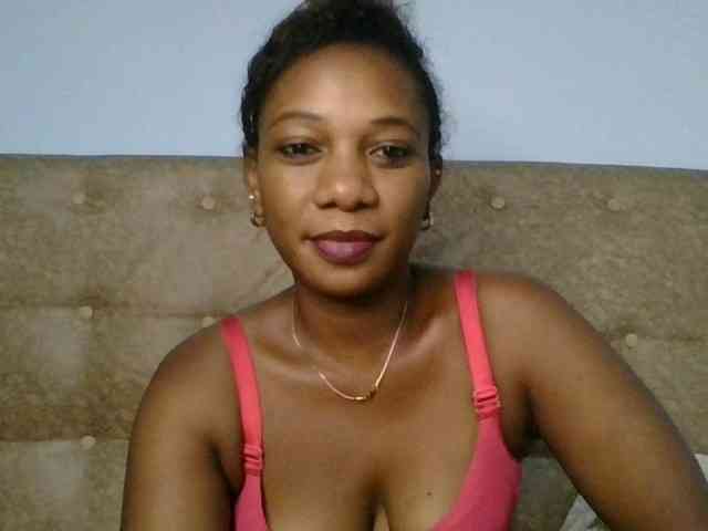 Faozia webcam
