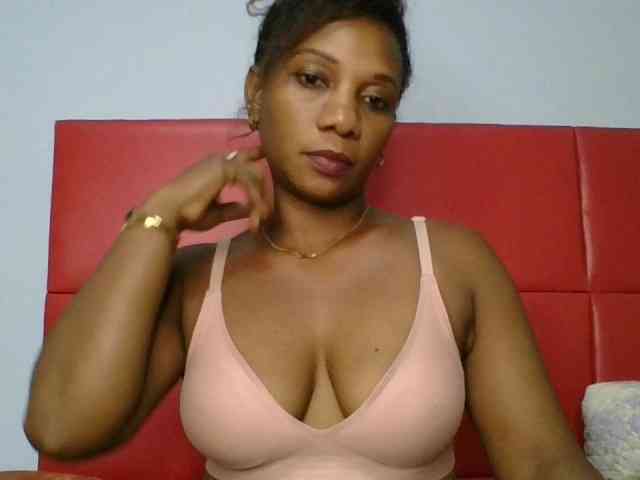 Faozia webcam