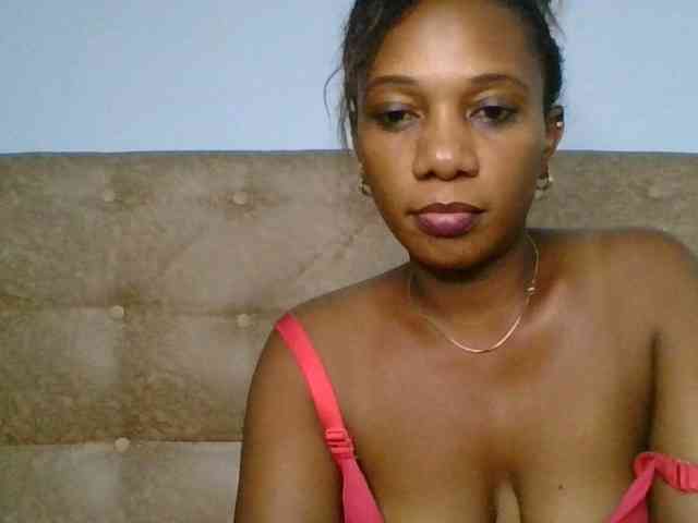 Faozia webcam