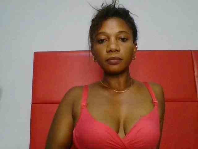 Faozia webcam