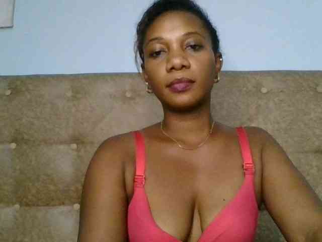 Faozia webcam