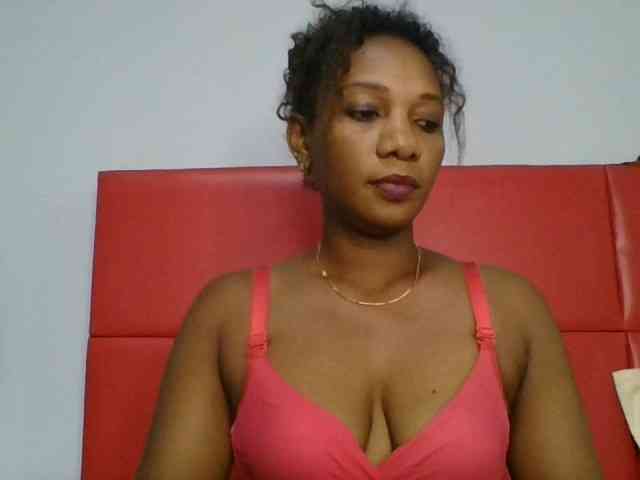 Faozia webcam