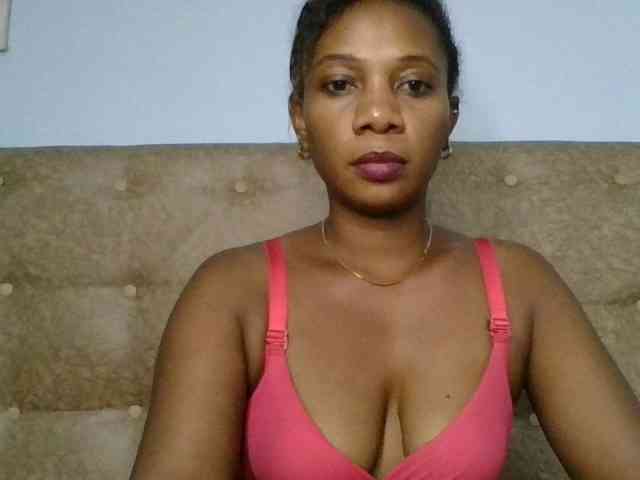 Faozia webcam