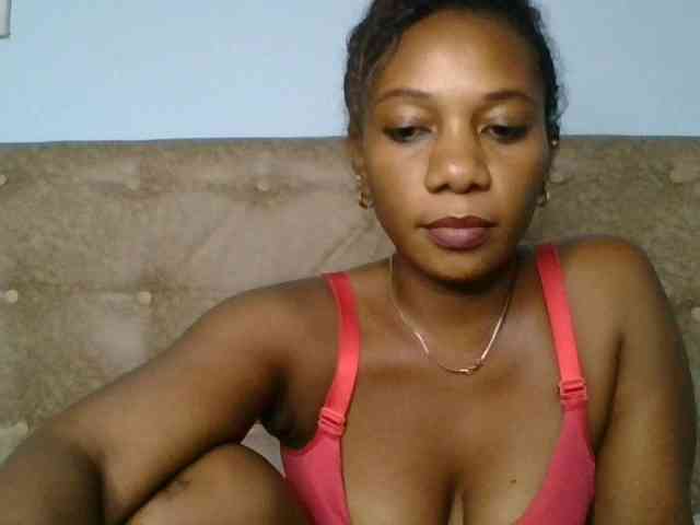 Faozia webcam
