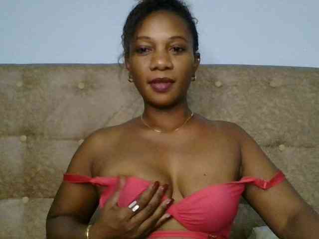 Faozia webcam
