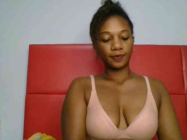Faozia webcam