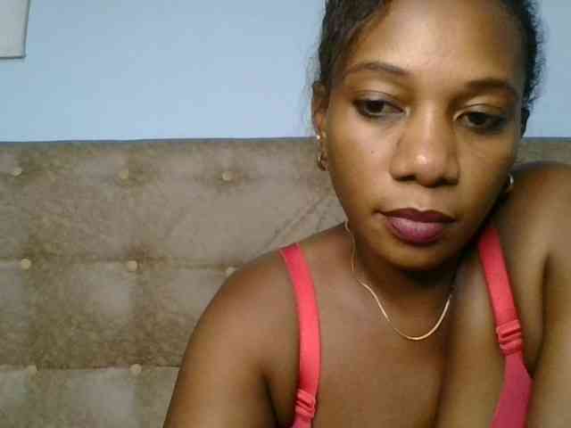 Faozia webcam