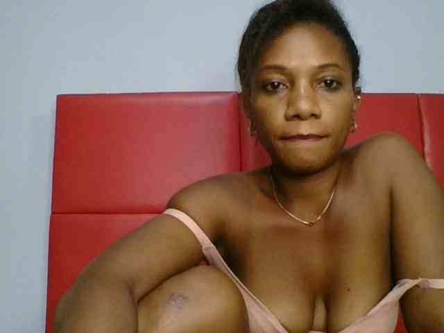 Faozia webcam