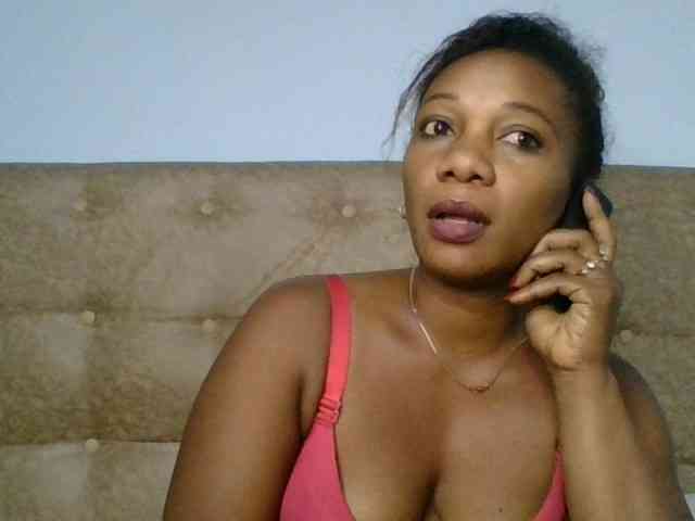 Faozia webcam