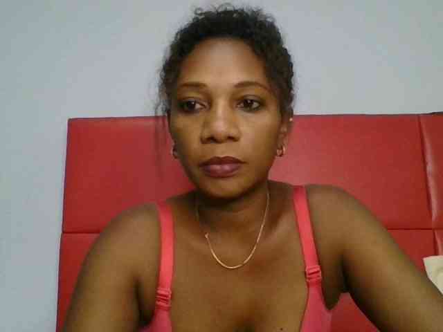 Faozia webcam