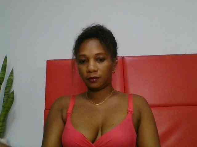 Faozia webcam
