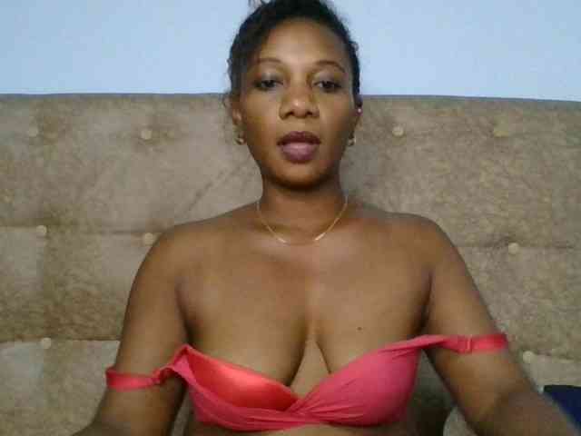 Faozia webcam