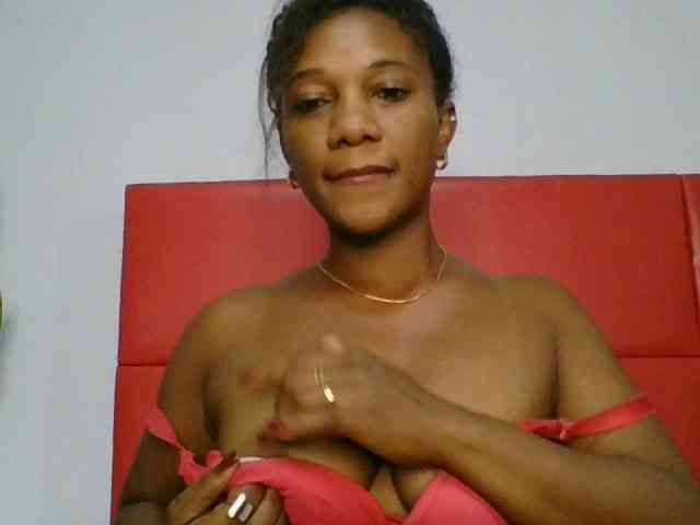 Faozia webcam