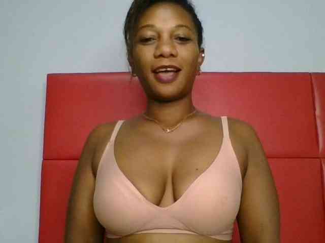 Faozia webcam