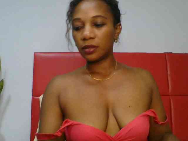Faozia webcam