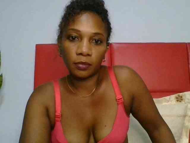 Faozia webcam