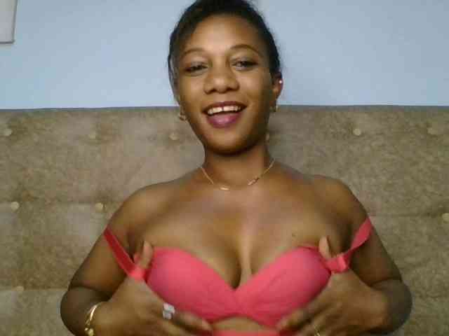 Faozia webcam