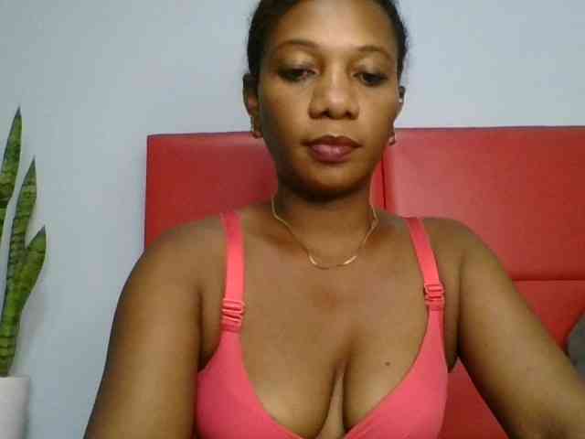 Faozia webcam
