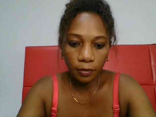 Faozia webcam