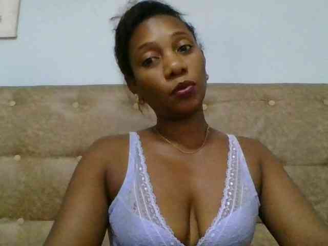 Faozia webcam