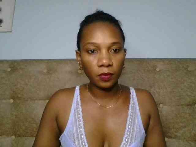 Faozia webcam