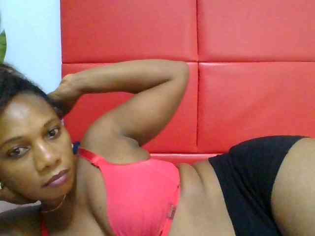 Faozia webcam