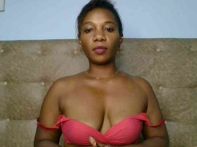 Faozia webcam