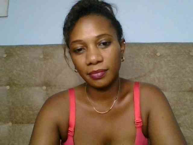Faozia webcam
