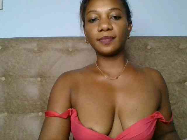 Faozia webcam