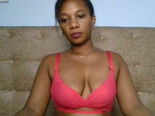 Faozia webcam