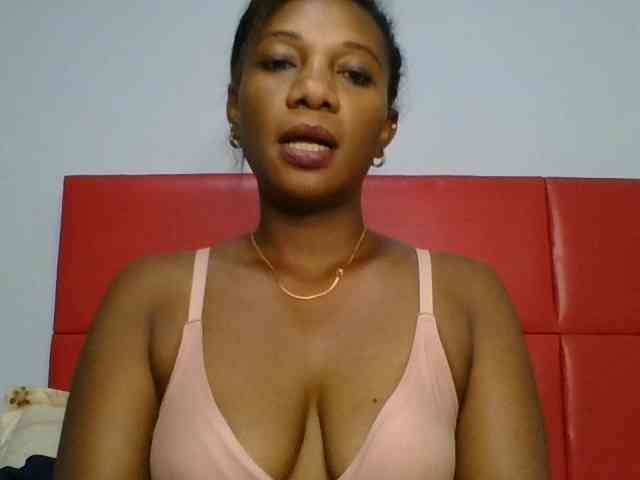 Faozia webcam