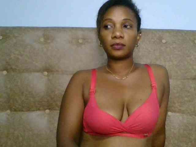 Faozia webcam