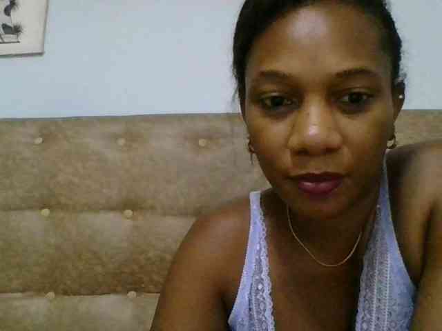 Faozia webcam