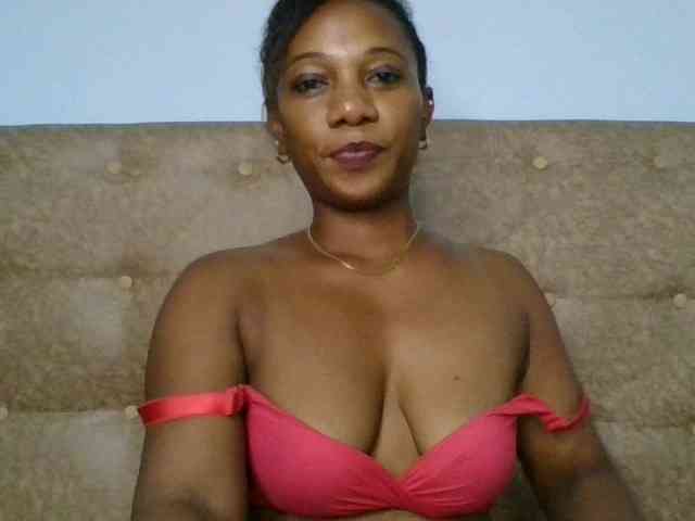 Faozia webcam