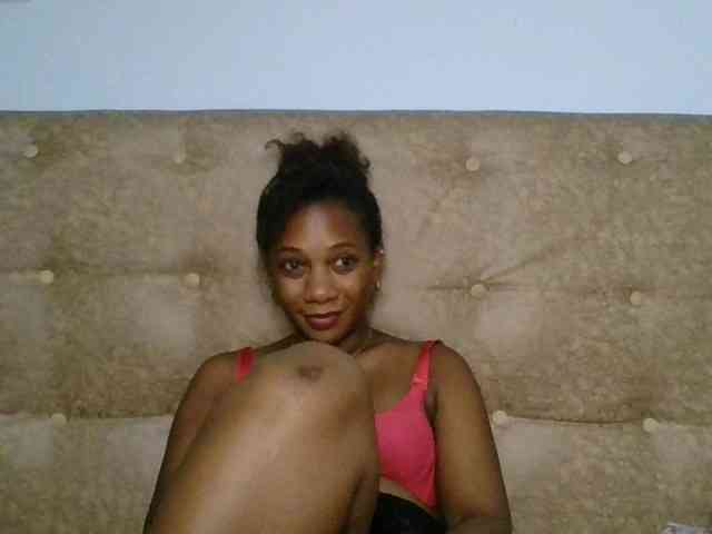 Faozia webcam