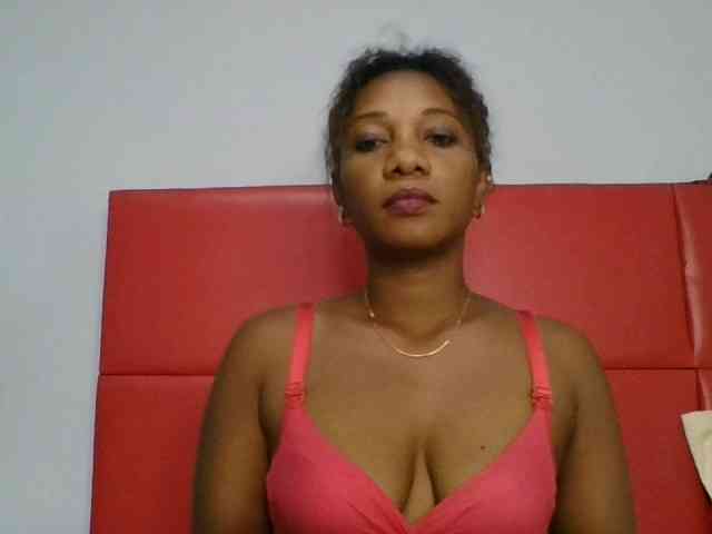 Faozia webcam