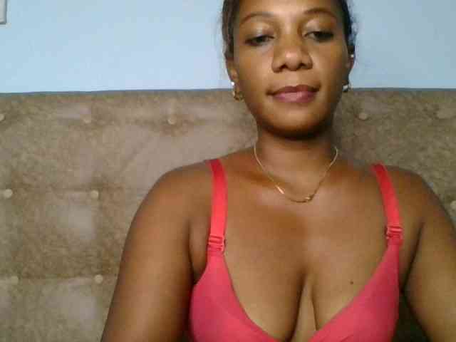 Faozia webcam