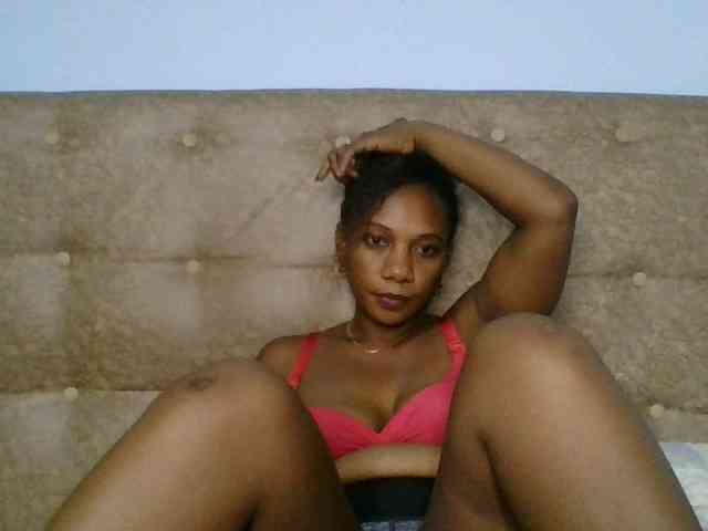 Faozia webcam