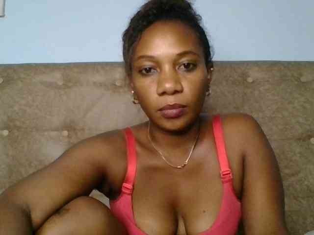 Faozia webcam