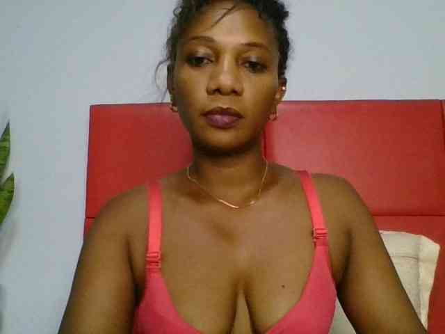 Faozia webcam