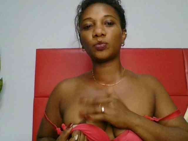 Faozia webcam