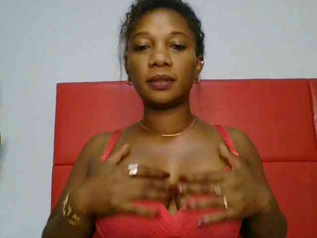 Faozia webcam