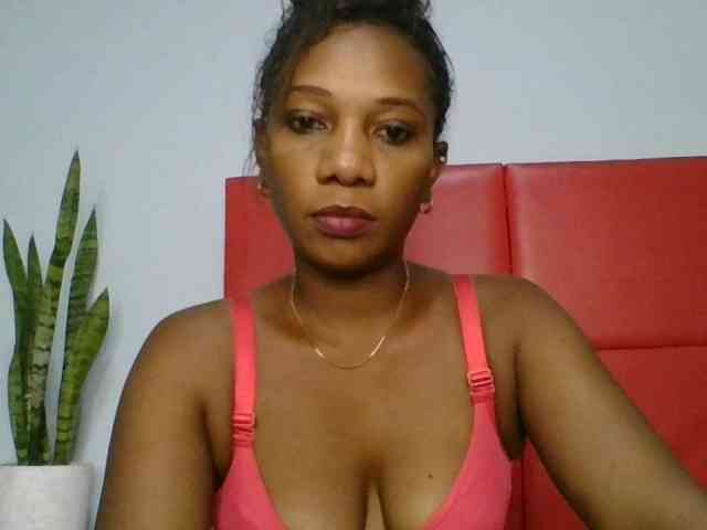 Faozia webcam