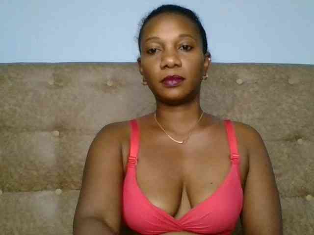 Faozia webcam